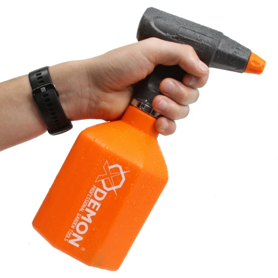 Akumulátorový postřikovač 1 litrový M80200