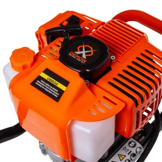 Motorový půdní zemní vrták motor M84001S/01