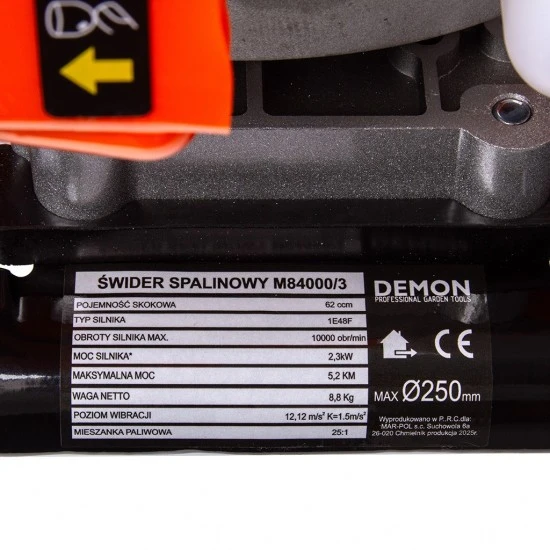 Motorový půdní zemní vrták motor M84001S/01