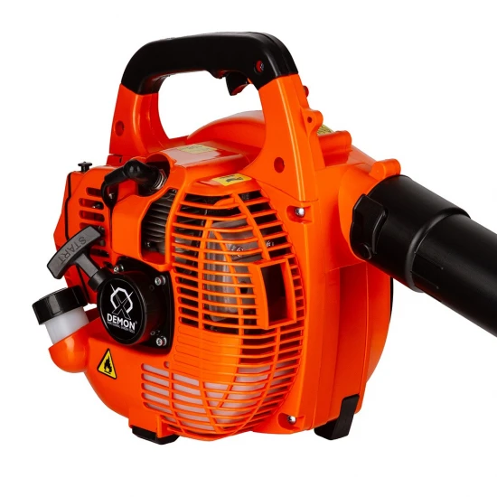 Benzínový fukar na listí Demon M88170
