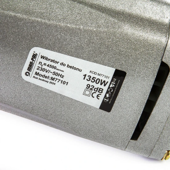 Ponorný vibrátor na beton motor 1350W M77101