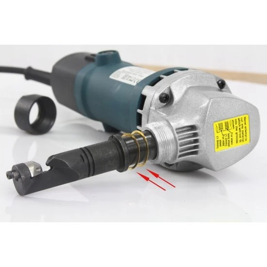 Elektrické nůžky na plech M79302R