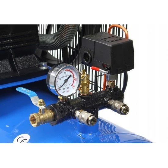 Kompresor 200 litrový 2 pístový 400V M80682A
